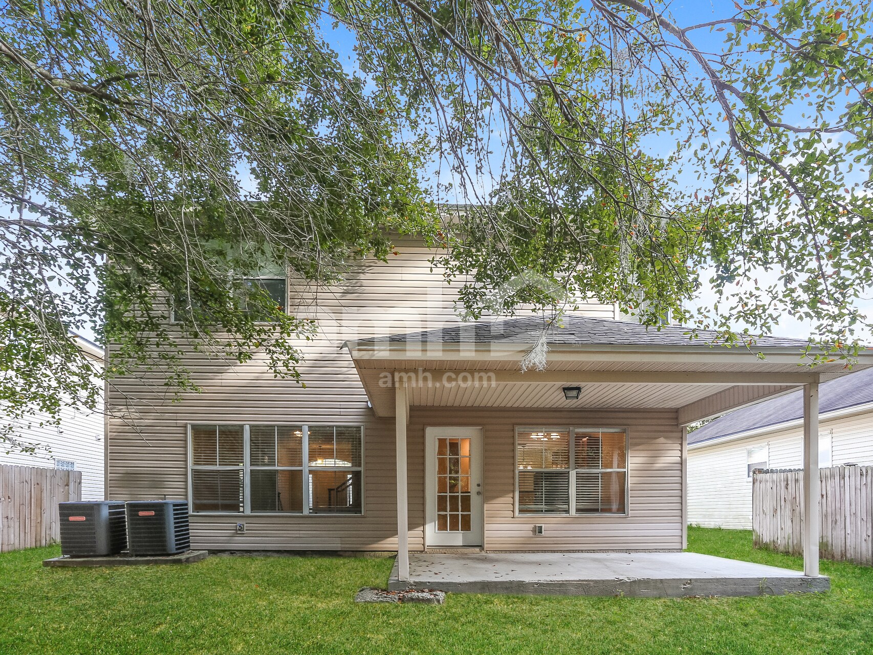 Building Photo - 96615 Commodore Point Dr