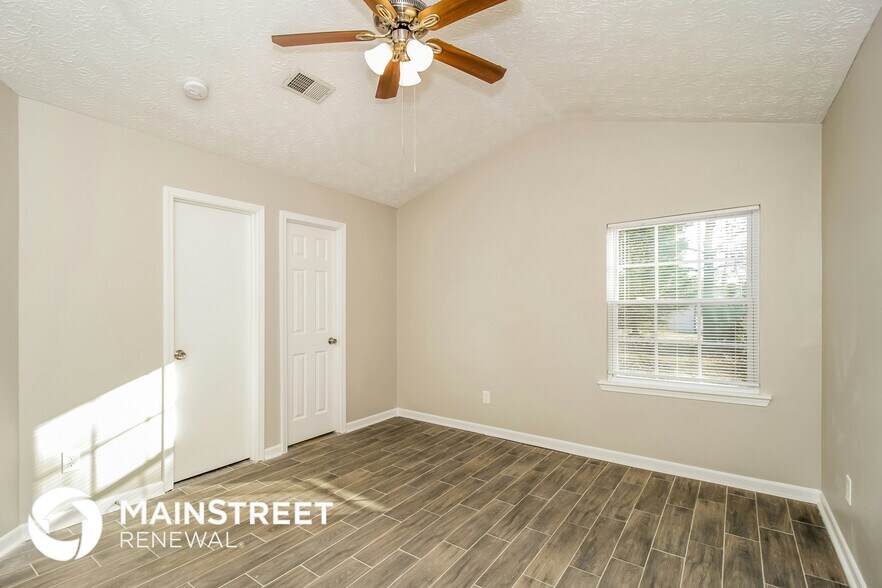 Building Photo - 10416 Larrack Ct