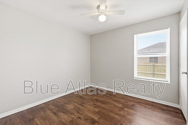 Building Photo - 116 Arrowhead St