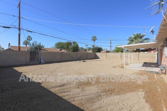 Building Photo - 8513 E Mariposa Dr