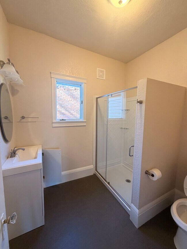 Building Photo - 223 N Alabama St