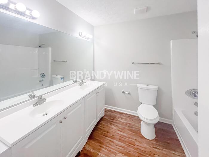 Building Photo - 3810 Rock Hollow Ct