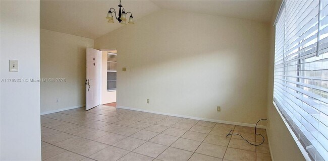 Building Photo - 15320 SW 106th Terrace