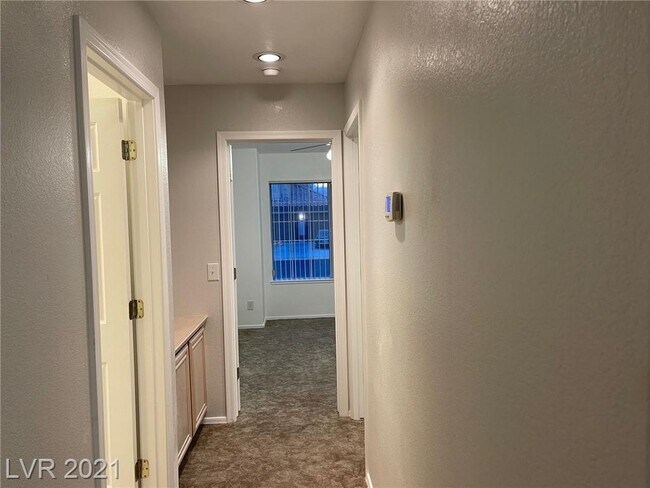 Building Photo - 4817 Crimson Glory Ln