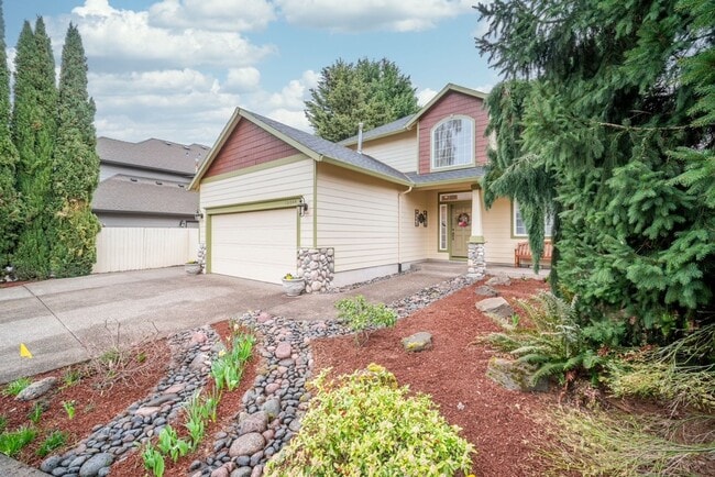Building Photo - 16044 SE Flavel Dr