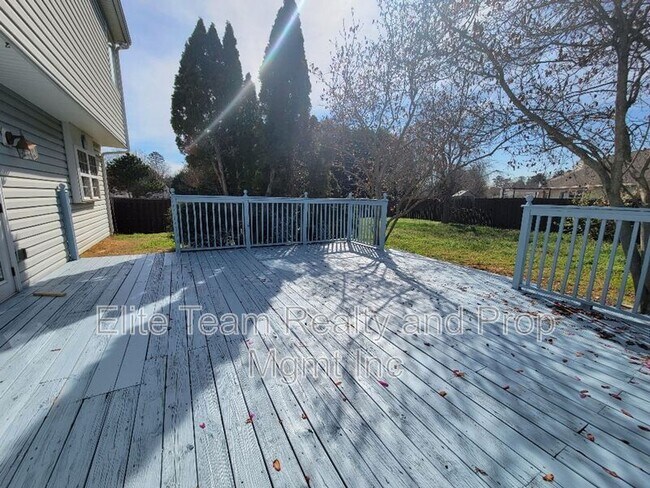 Building Photo - 4702 Ambridge Dr