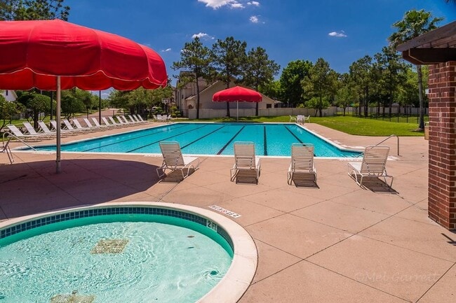 Building Photo - 23915 Elden Hills Ct