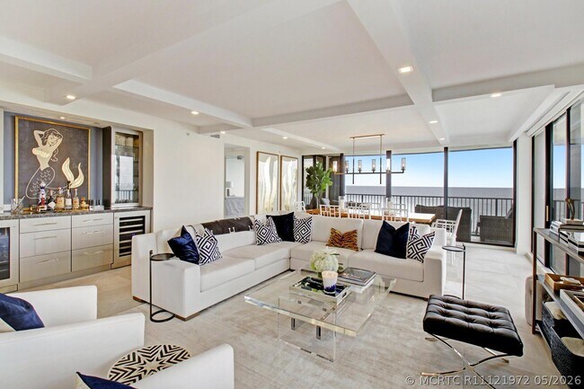 Building Photo - 400 S Beach Rd