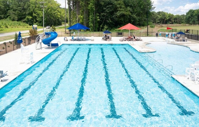 Building Photo - 416 Barrington Row Ave