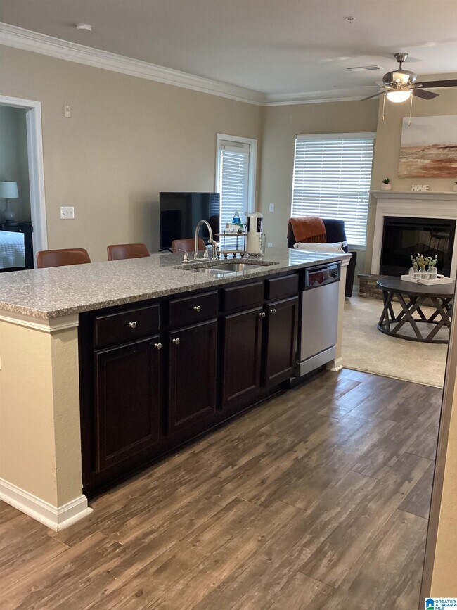 Building Photo - 5050 Cahaba River Rd