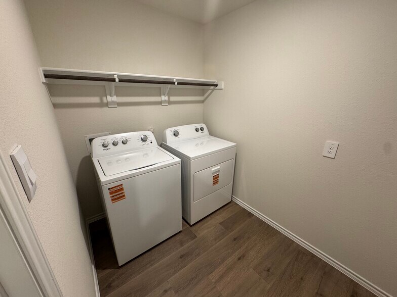 Building Photo - 13120 Quintin Dr