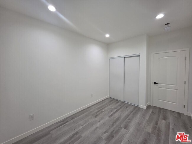 Building Photo - 25226 Loytan St