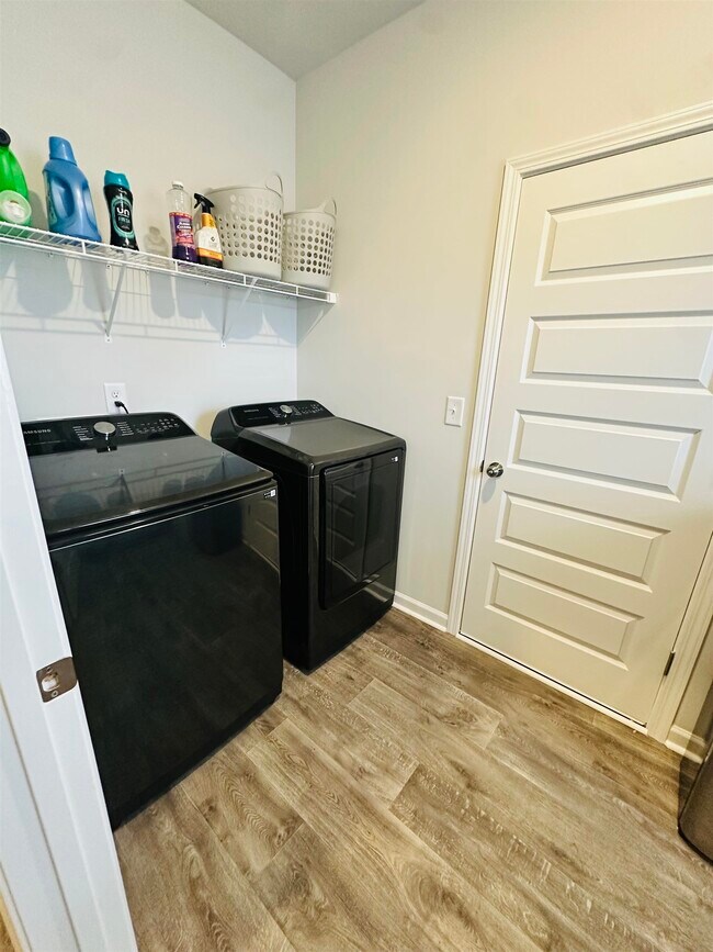 Building Photo - 772 El Pepino Lp