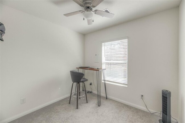 Building Photo - 144 Black Walnut