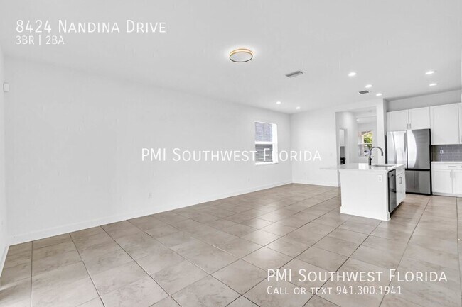 Building Photo - 8424 Nandina Dr
