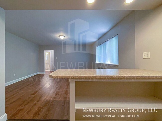Building Photo - 309 San Juan Dr