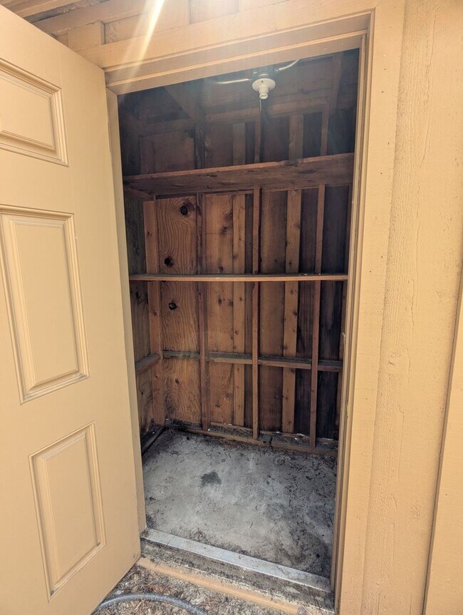 Building Photo - The Springs Rental
