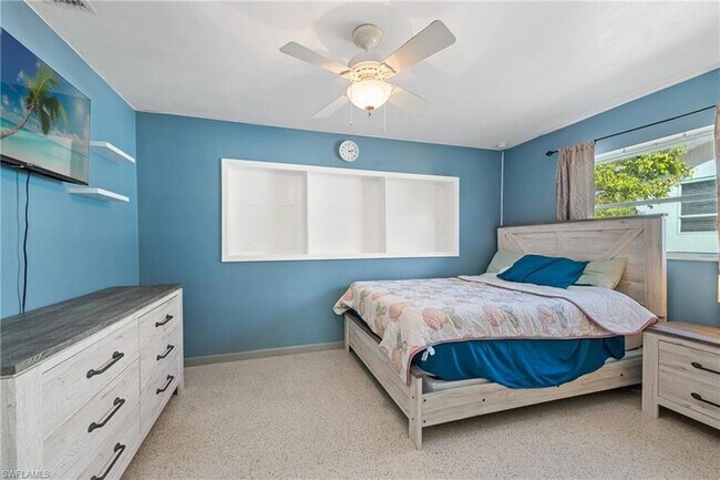 Building Photo - 1589 Osprey Ave