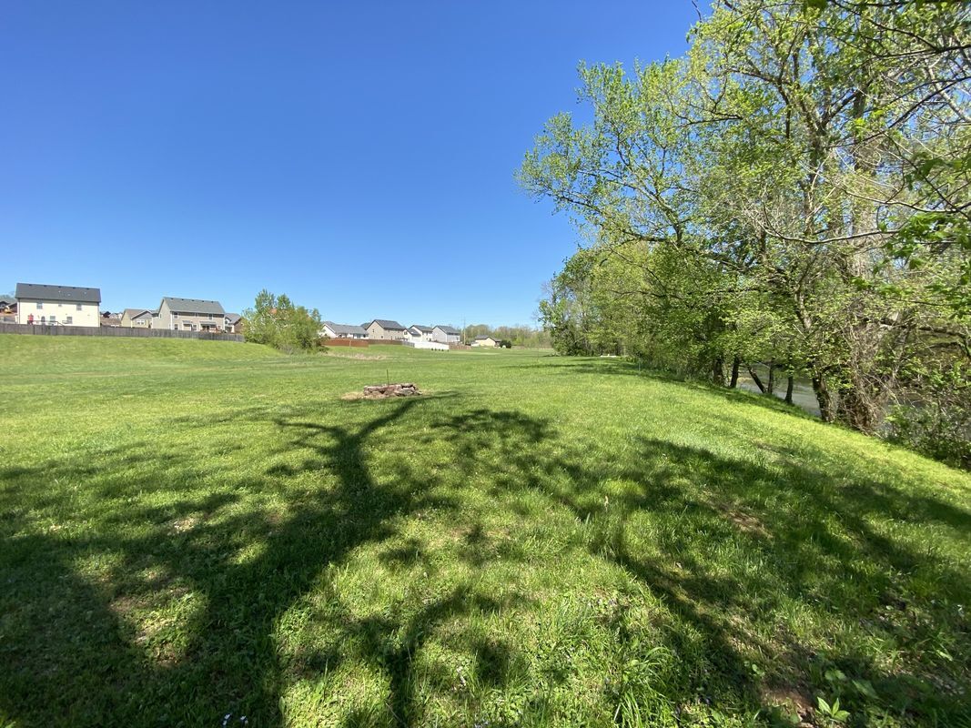 Building Photo - 1132 Ishee Dr