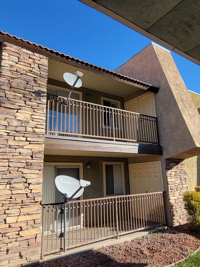 Building Photo - 5163 Indian River Dr