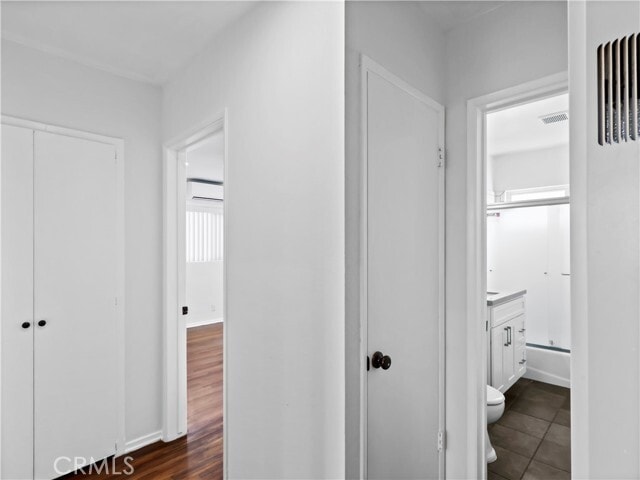 Building Photo - 4918 Tujunga Ave