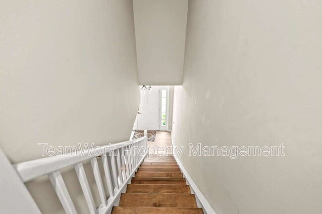 Building Photo - 1163 Monaco Dr