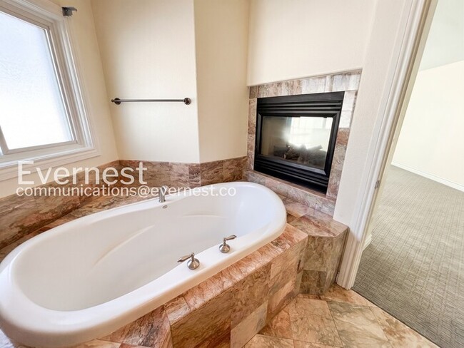 Building Photo - 268 S Garfield St