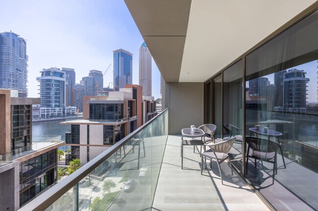 Building Photo - 576 Business Park Dr