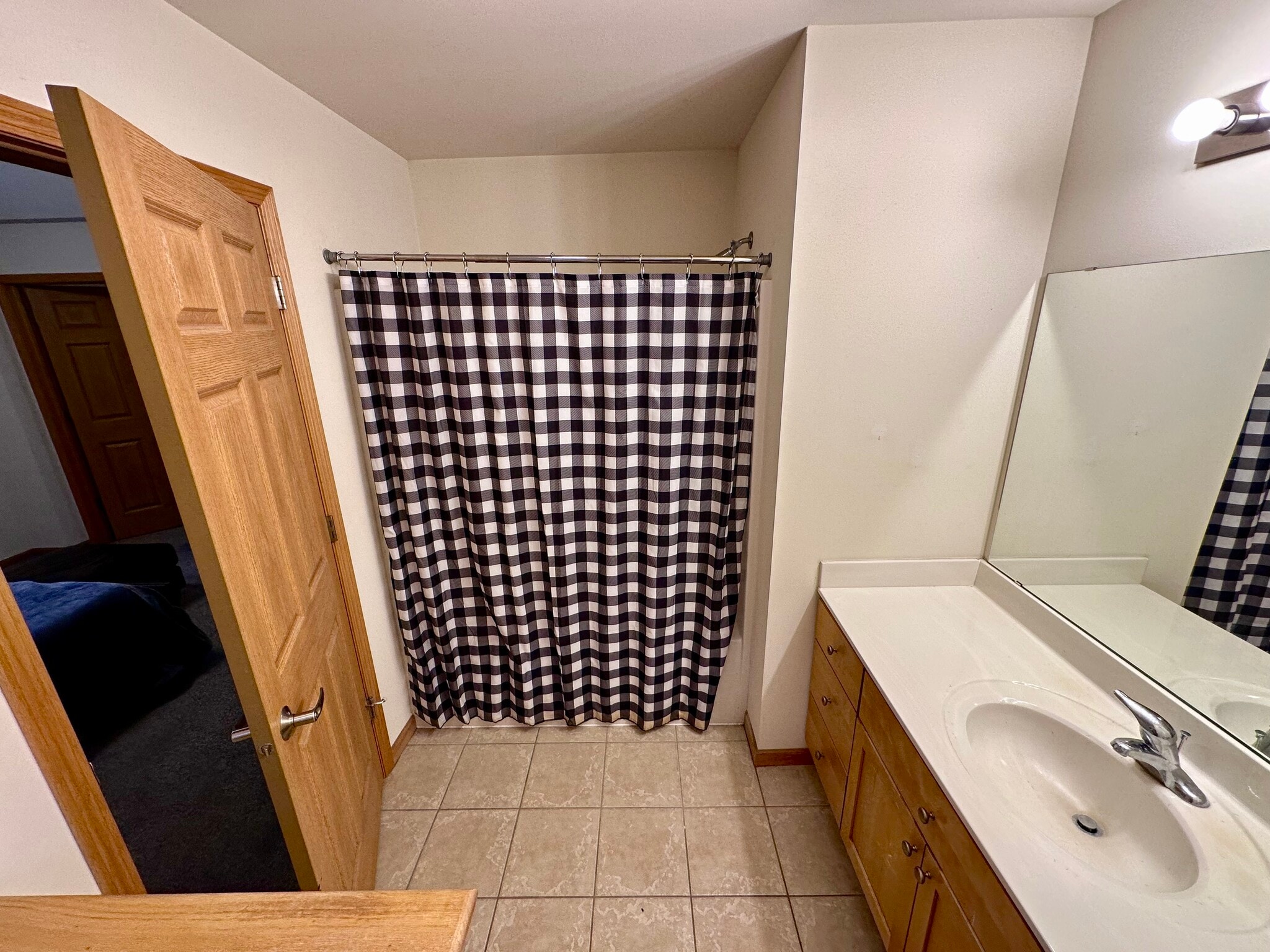 Building Photo - 7131 Discovery Ln