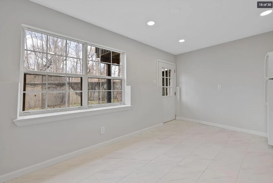 Building Photo - 41 Whisconier Vlg