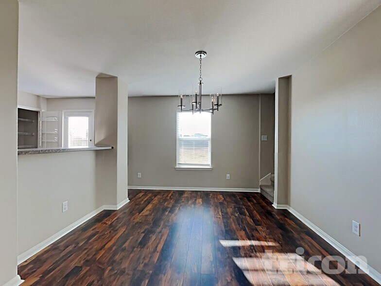 Building Photo - 5718 Treasure Cove Rd