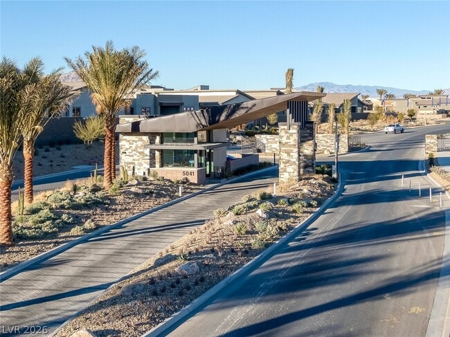 Building Photo - 4792 Outlook Peak St