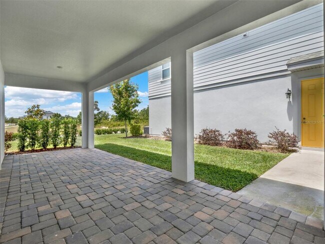 Building Photo - 13782 Grignard Aly
