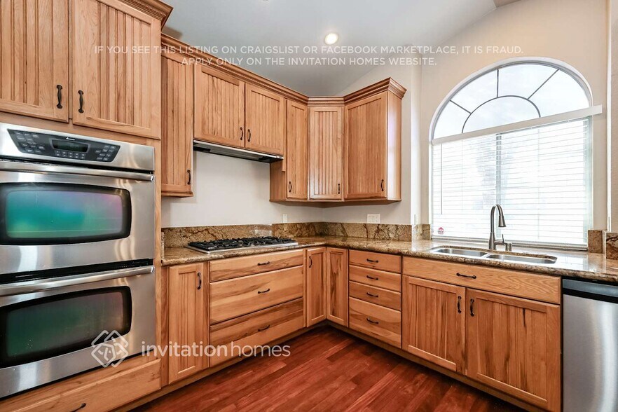 Building Photo - 3618 Coleman St