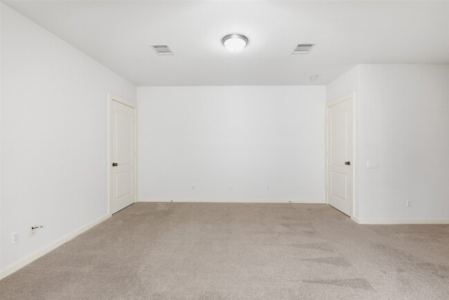 Building Photo - 4424 Blossom St