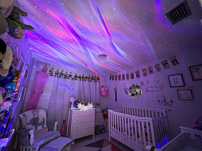 Building Photo - 8912 SW 6th St