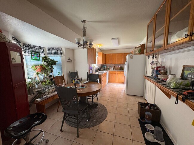 Building Photo - Great 3-bed 2-bath Home Birdville ISD *New...