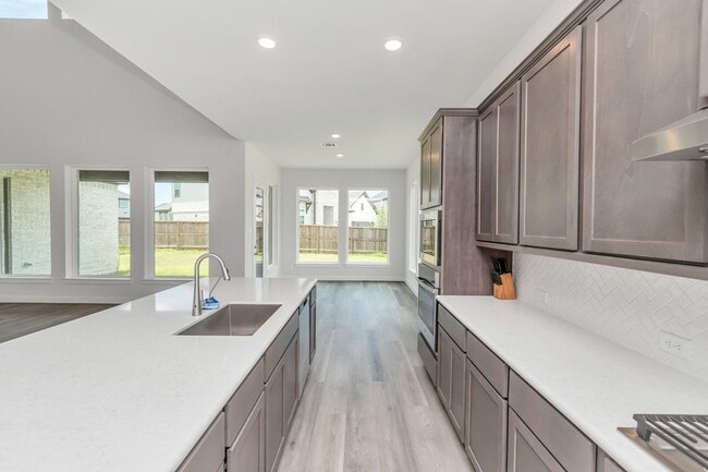 Building Photo - 21118 Chelton Bch Dr