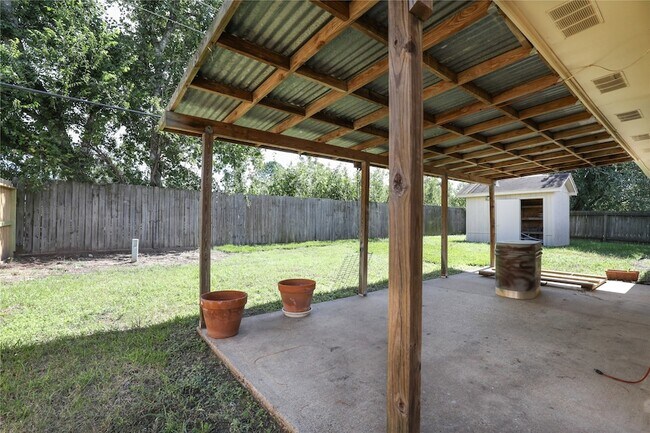 Building Photo - 2703 Heritage Colony Dr