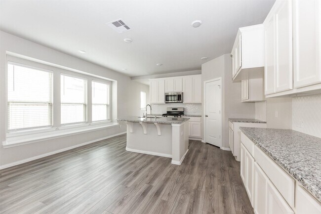 Building Photo - 15211 Stuart Bat Cave Ln