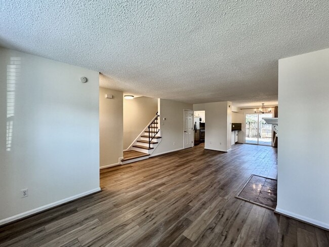 Building Photo - Completely Renovated & Ready 02-25-26! 2 Primary Suites, All Appliances Convey and Dog-Friendly!