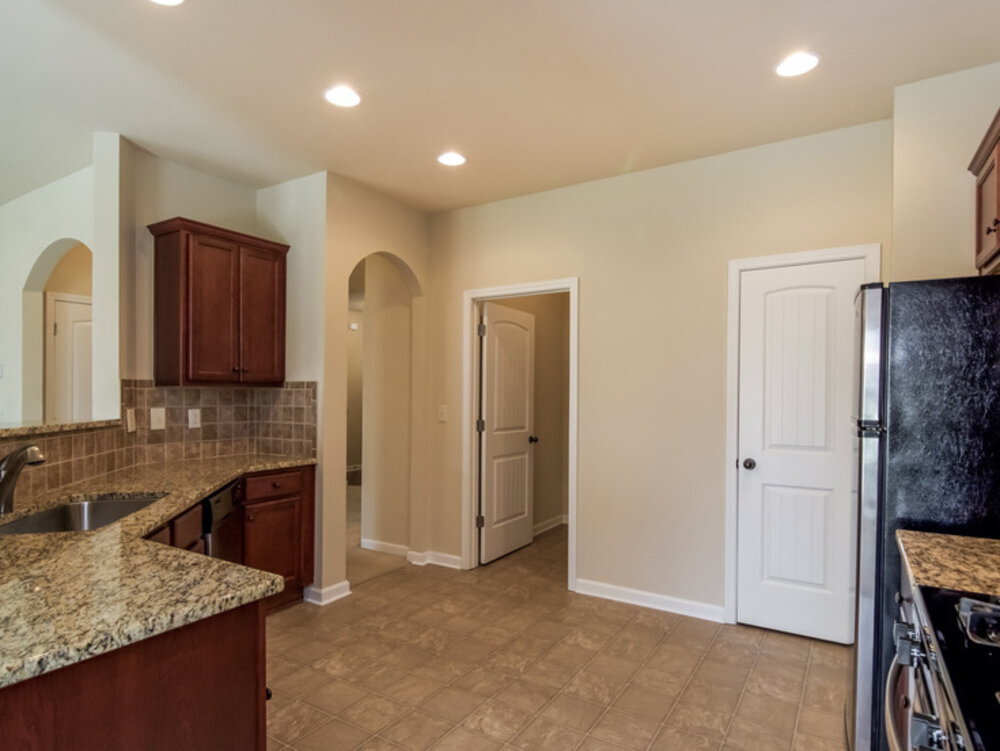 Building Photo - 2345 Morgan Farm Dr