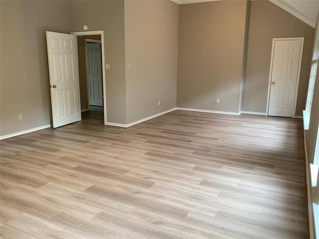 Building Photo - 4623 Chestnut Meadow Dr