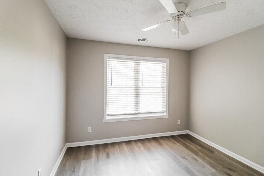Building Photo - 109 Finnigan Dr