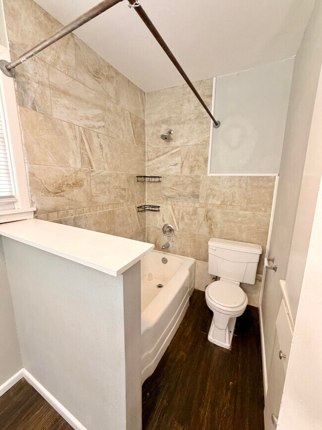 Building Photo - 3807 26th St