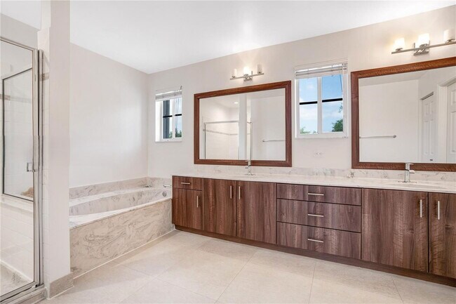 Building Photo - Elm Grove Road, Weston, FL 33327 - 4 BR 3 BA single-family home