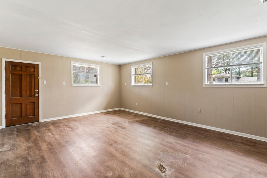 Building Photo - 4308 W Burton Dr