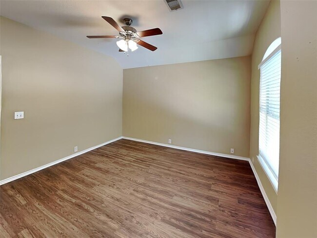 Building Photo - 2914 Acacia Fair Ln