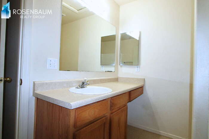 Building Photo - 8281 W Sandy Ln