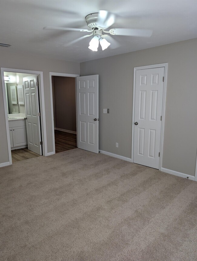 Building Photo - 4234 Augustus Oak Ct
